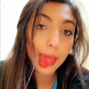 Meet your Posher, Cierra